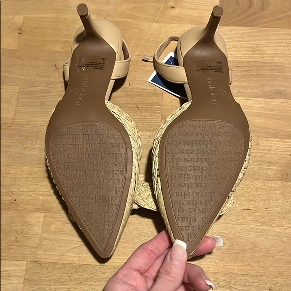 Charles David slingback kitten heels - Picture 2 of 3